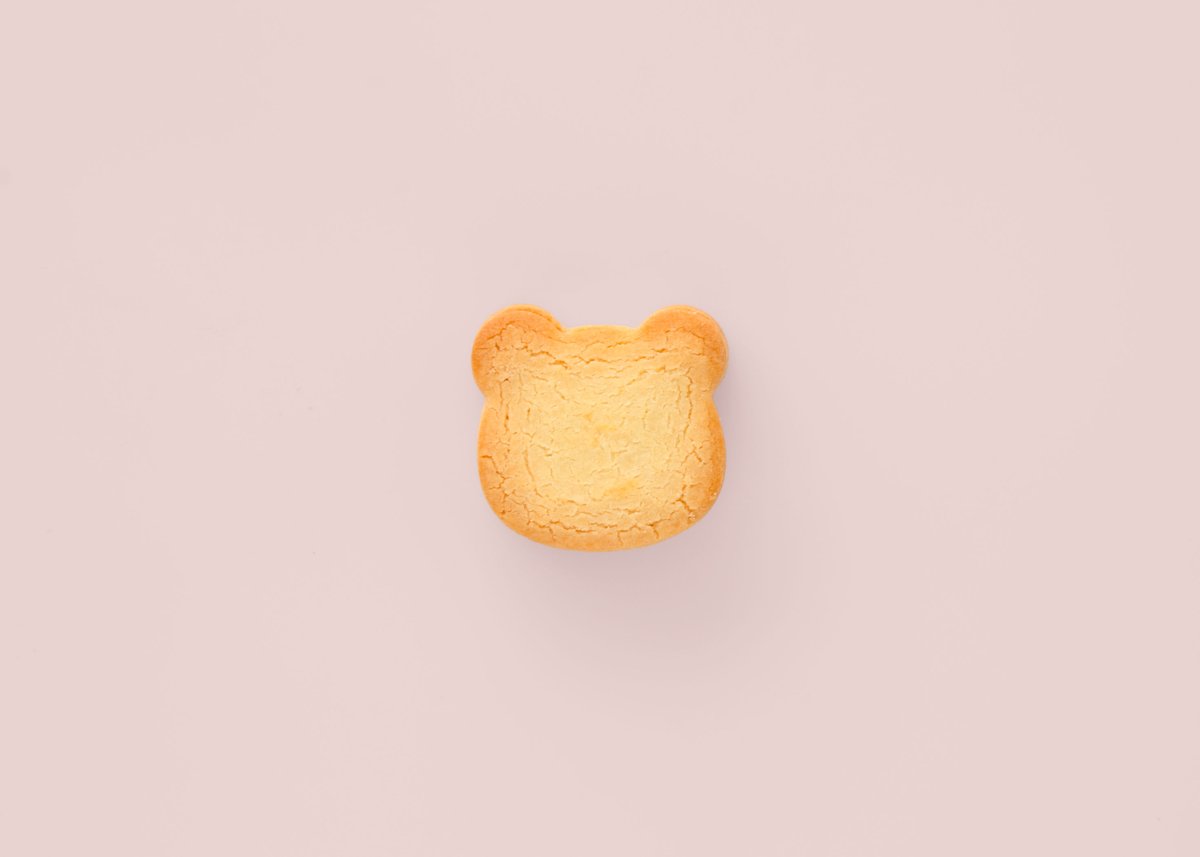 売約済み　ハニーアンバーのぷっくりハートにアフリカ産ターコイズのデザイン 熊とハニー】ハニーバターチョコレートサンド | ナショナルデパート