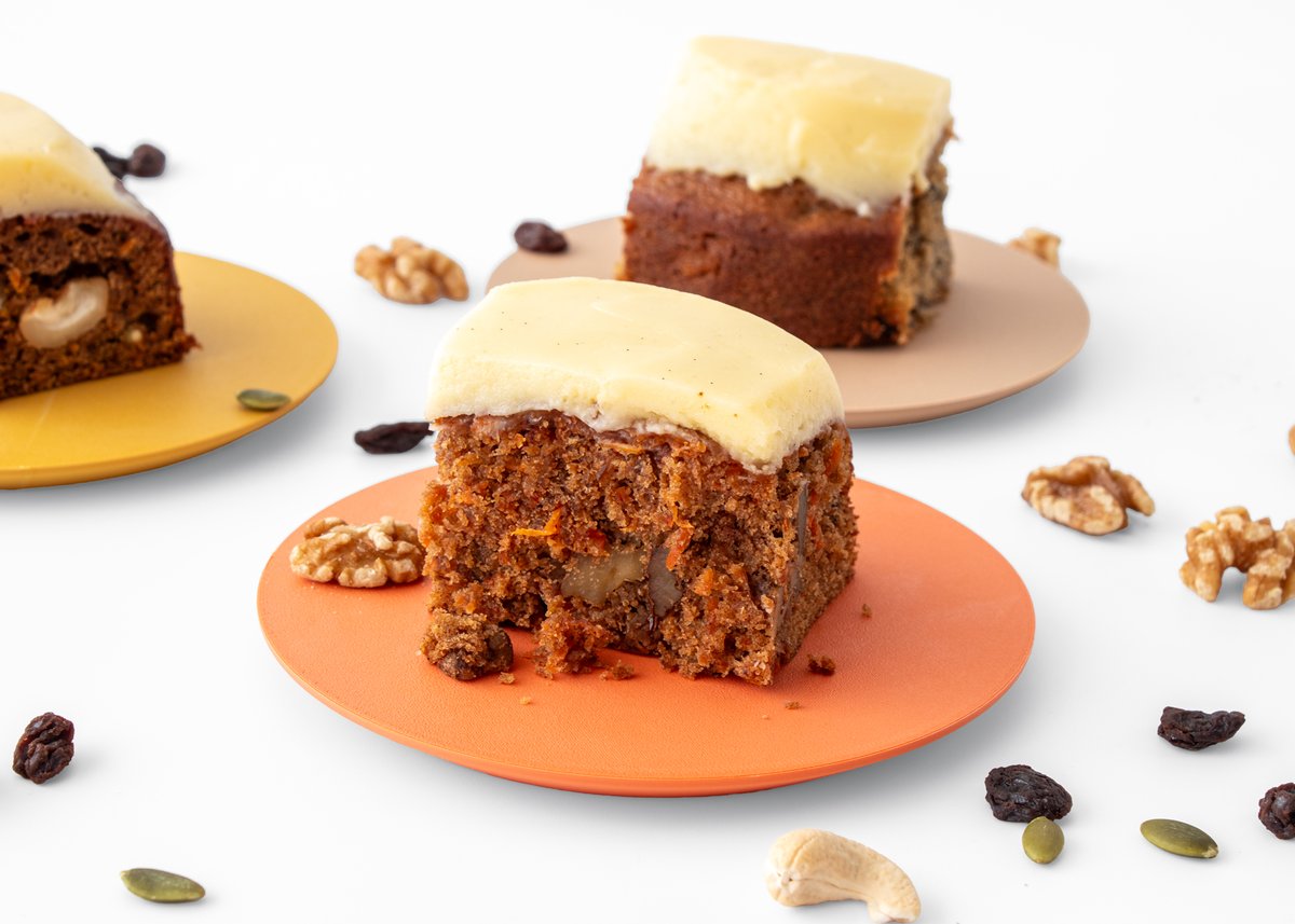 フルーツキャロットケーキ | ナショナルデパート NATIONAL DEPART