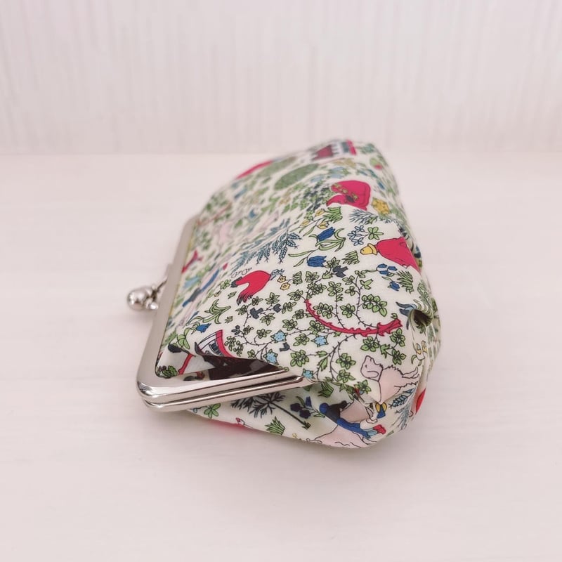 お嬢様のミニポーチ（ラミネート） | knot