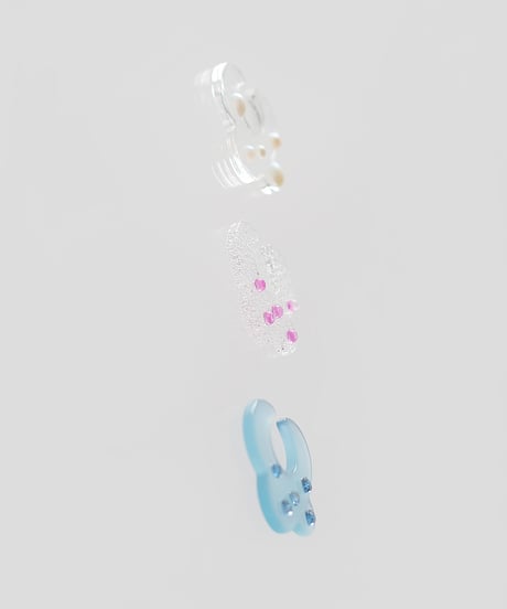 nemunemu dot acryl earcuff