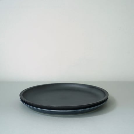 Plate 260 / Black