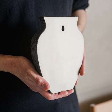 NOTA&design / WALL POT / black sand