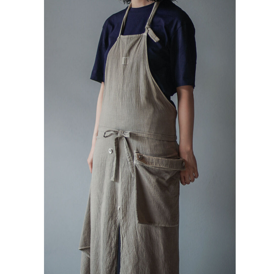 ハンドメイド　エプロン MARU TO / Packable Apron / logwood / cont別注 | c