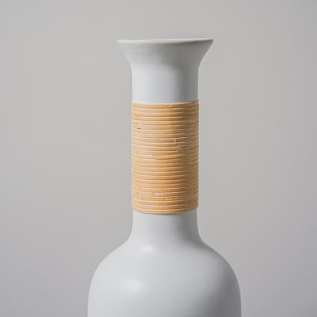 NOTA&design / JUGGLING VASE / white