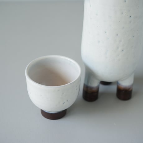 E&Y / pots (p)