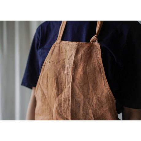 MARU TO / Packable Apron / cacao husk