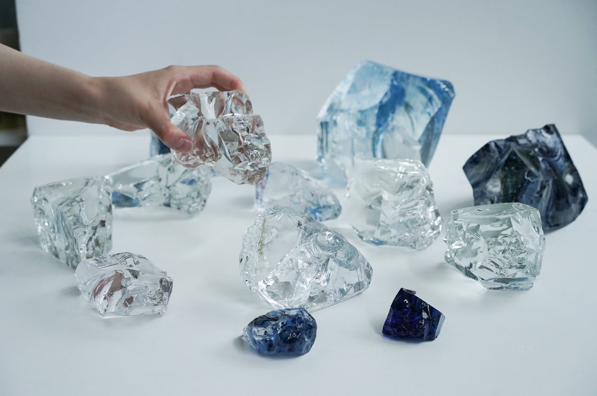 ガラスの塊 コロ【 ガラスの塊 / カット / 研磨処理 】 - ジクウアート