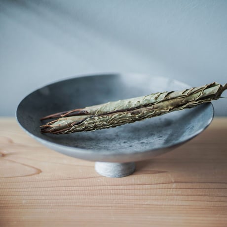 Yohaku / Japanese smudge stick (クスノキ)