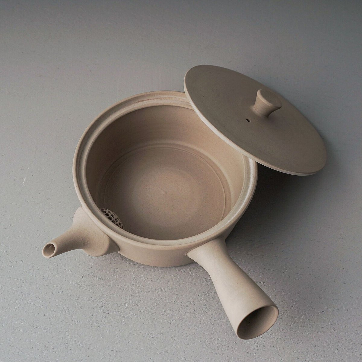 急須　滃軒窯 (蓬莱堂　杉江滃軒)　袋形　花つまみ　茶注　陶器　茶道具【SA1】 茶道具〉滃軒窯(蓬莱堂 杉江滃軒) 袋形 花つまみ 茶注 急須 【公式通販】