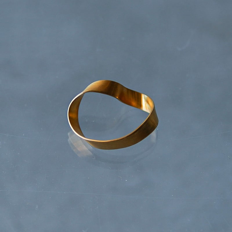 SO/OBJECTS Mebius ribbon ring リング SO/OBJECTS / Mebius ribbon ring (blass) | cont