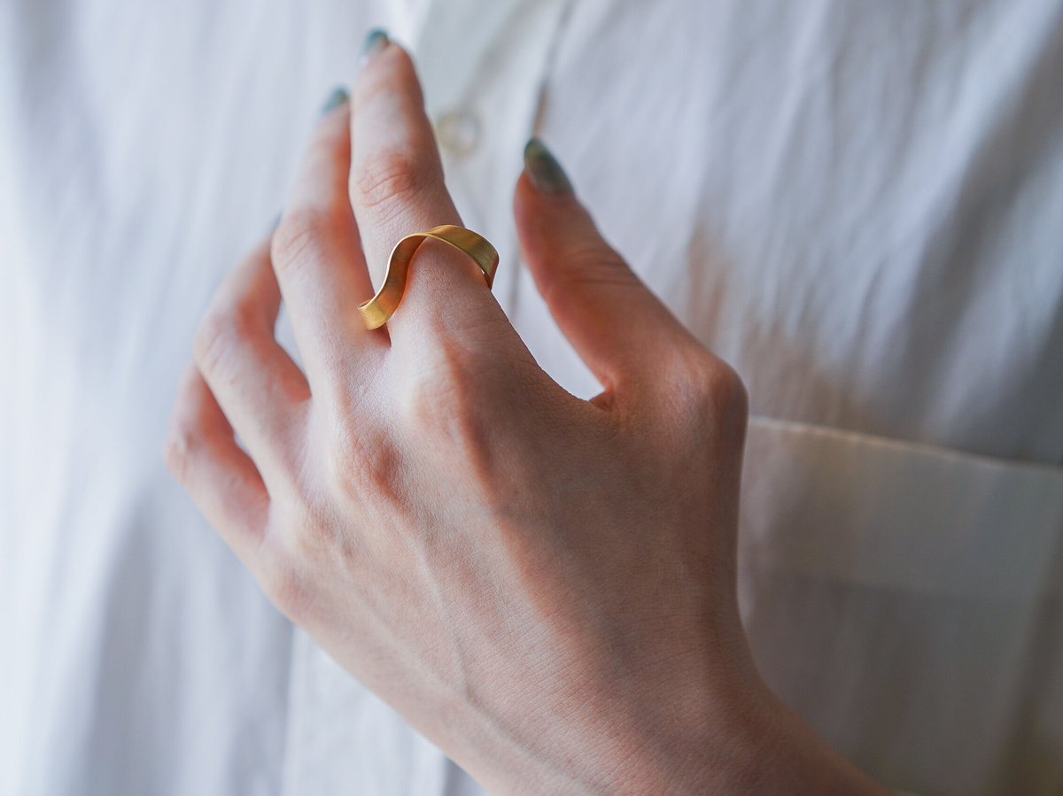 SO/OBJECTS / Mebius ribbon ring (blass) | cont SO/OBJECTS / Mebius ribbon ring (blass) | cont