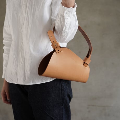 lille og stor / flower bag (S ) / camel