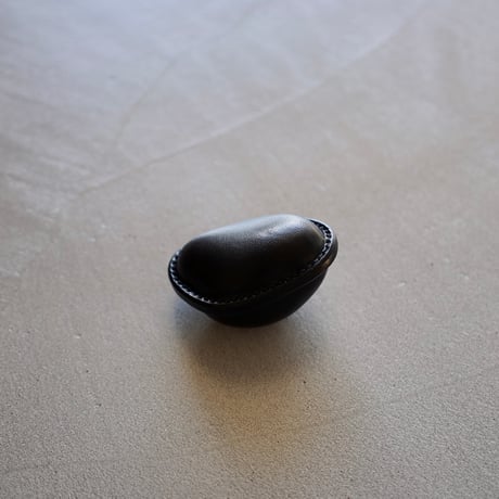 FROME / Leather Wrapped Stone / 126