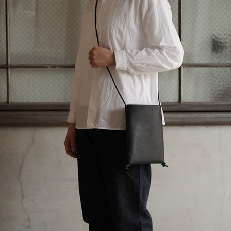 lille og stor / lomme (S) / black × black