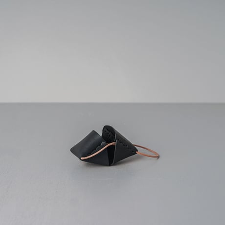 lille og stor / trekant (short) / black