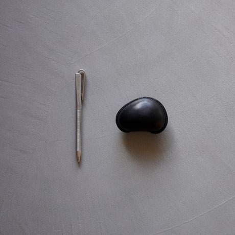FROME / Leather Wrapped Stone / 128