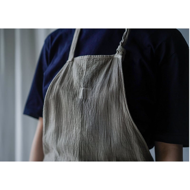 MARU TO / Packable Apron / logwood / cont別注 | c