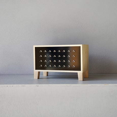 E&Y / THE AMBIENT MACHINE