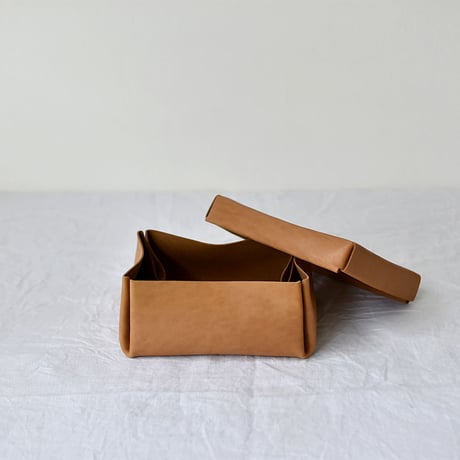 lille og stor / kasse (M) / camel