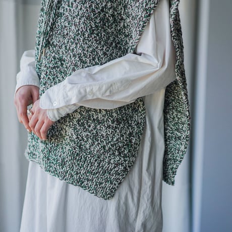 MARU TO / Handknit Cable Vest (2022AW) / MIX