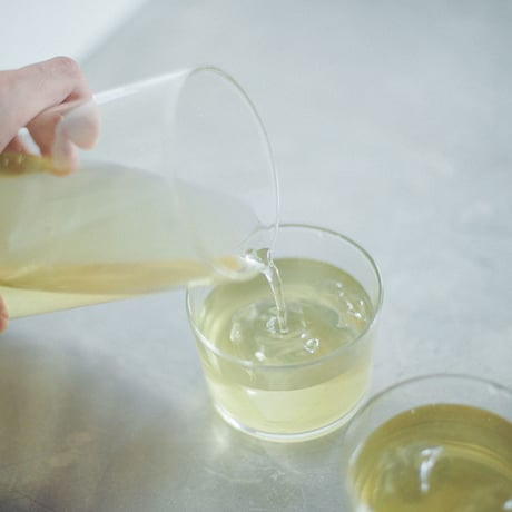 VISION JUG  ( S )