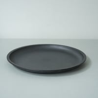 Plate 260 / Black