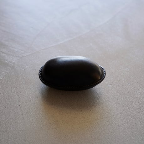 FROME / Leather Wrapped Stone / 117