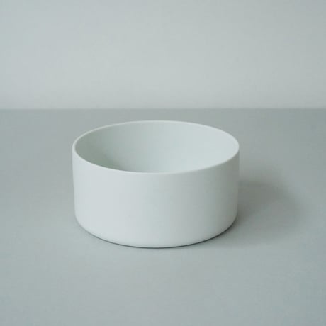 Container L / White