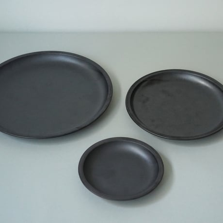 Plate 260 / Black