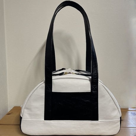 【 abiBag／J•Paper Leather 】 ダイニーマボストン