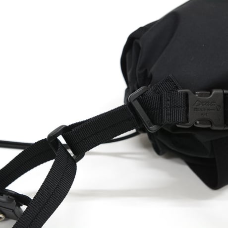 nunc  "Near Here Bag"
