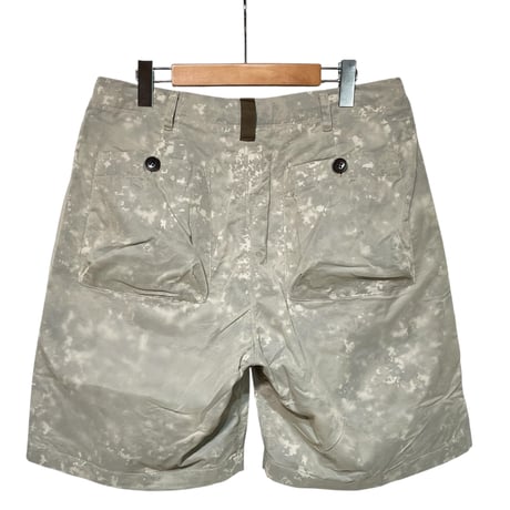 dip ltd "degital camo nylon short pants" (beige camo)unisex