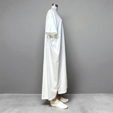 CAERULA PER LIGHTS"30/Jersey back flare OP"(white)unisex