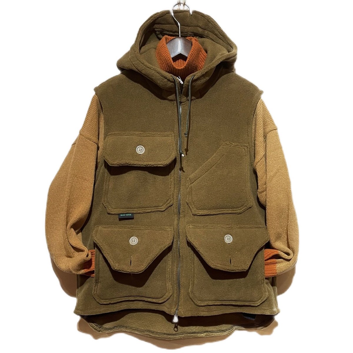 DAY ONE CAMOUFLAGE　Hunting Fleece Vest fit=scale-down,w=1200