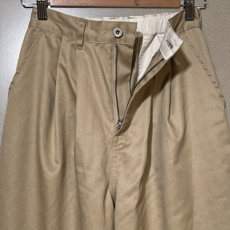 CAERULA PER LIGHTS"chino tuck pants"(beige)unisex