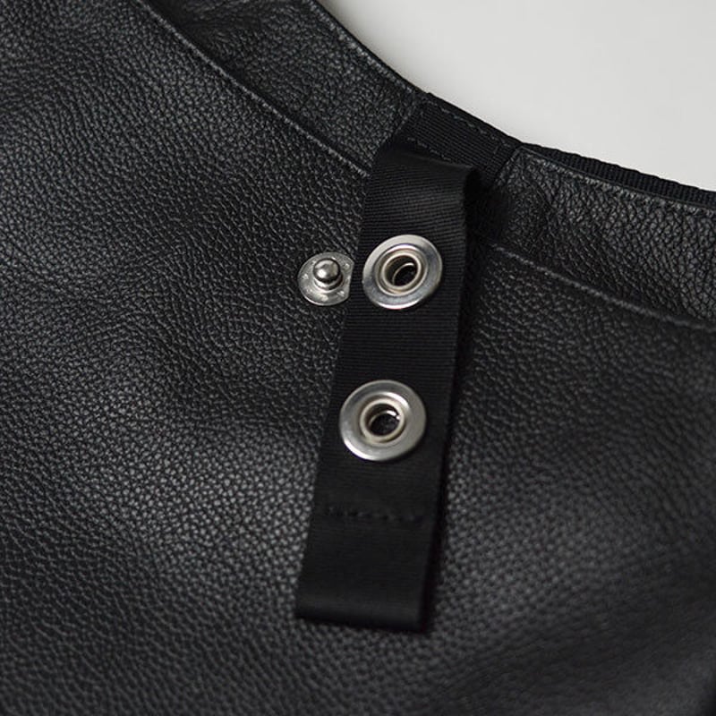 nunc ”Supermarket - Water repellent leather ” |