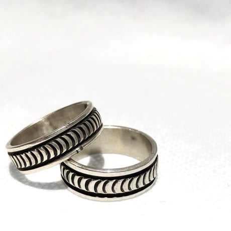 indian jewelry "Bruce Morgan(navajo)" stampwork band ring