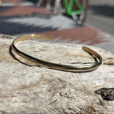 indian jewelry "navajo made" 12KGF half roud narrow bangle