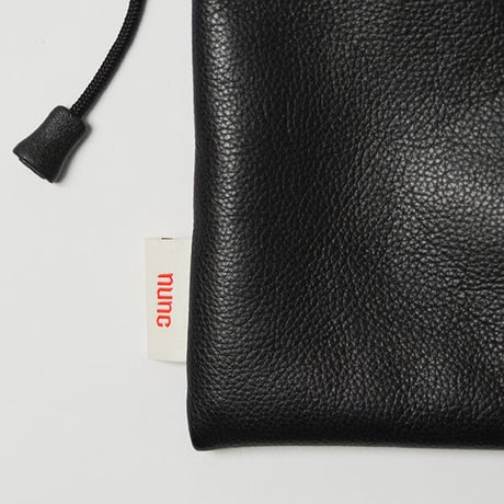 nunc  "Pouch -Water repellent leather ”