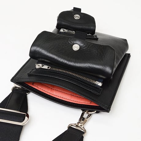 nunc ”Combine Flat Shoulder"