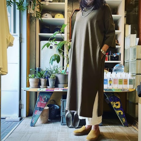 Linen ya"Half Sleeve T-shirs onepiece"(black)women' s