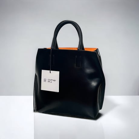 Courtney orla "slope tote S" PVC×LEATHER (black×chinese red)