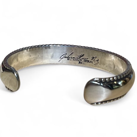 indian jewelry "johnathan nez (navajo)"  half dome 14k gold combined line bangle