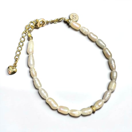 Slow Hands"freshwater pearl bracelet"(women's)