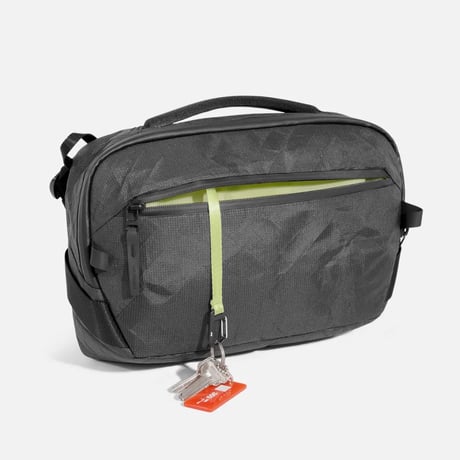 Aer "Day Sling 4 Max Ultra" (black)6.0L