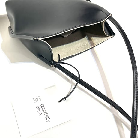 Courtney orla "slope tote mini" PVC×LEATHER (black×pearl gray)