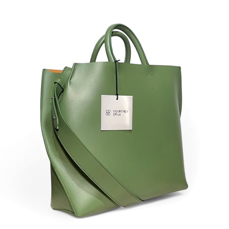 Courtney orla "slope tote M [w/srap] cow leather"  (army)