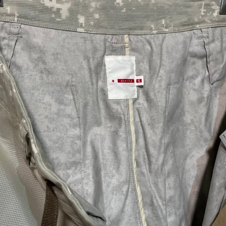 dip ltd "degital camo nylon short pants" (beige camo)unisex