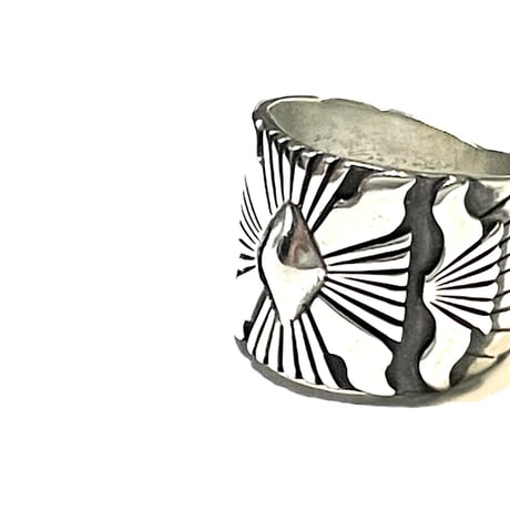 Indian jewelry"Herman Vandever" (navajo) ketoh design ring