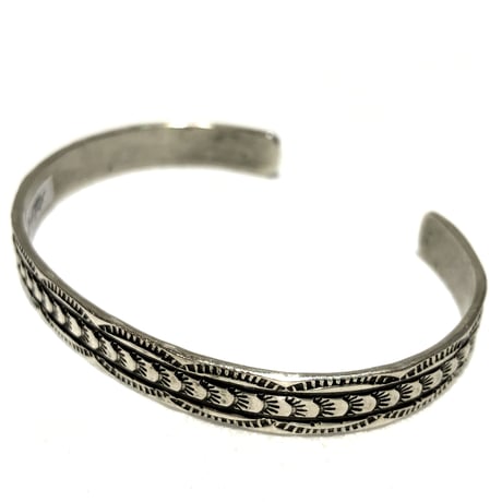 indian jewelry "Henry Mariano(navajo)"stamped narrow bangle A